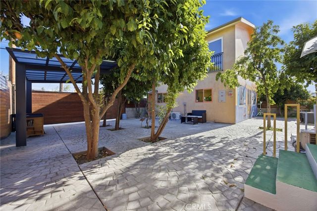 5606 White Oak Avenue, Encino, CA 91316