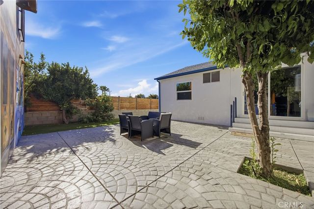 5606 White Oak Avenue, Encino, CA 91316