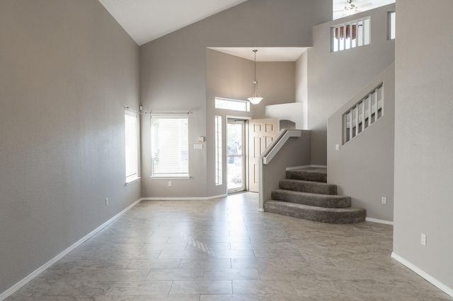 3809 Pinon Jay Court NW, Albuquerque, NM 87120