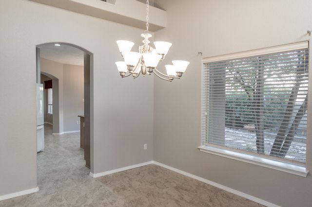 3809 Pinon Jay Court NW, Albuquerque, NM 87120