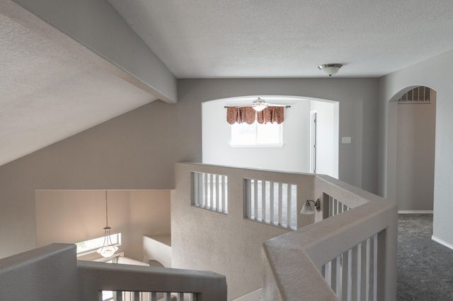 3809 Pinon Jay Court NW, Albuquerque, NM 87120