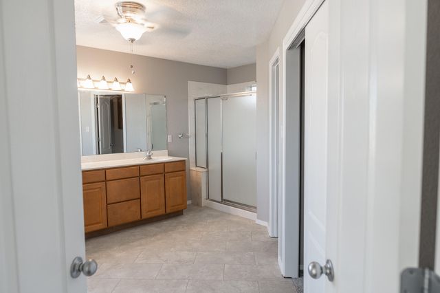 3809 Pinon Jay Court NW, Albuquerque, NM 87120