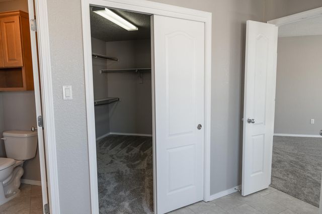 3809 Pinon Jay Court NW, Albuquerque, NM 87120