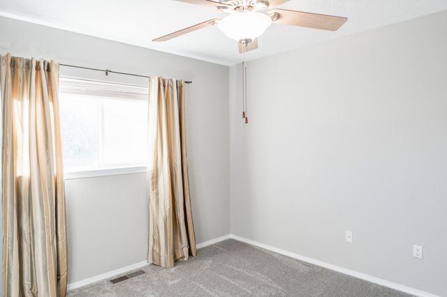 3809 Pinon Jay Court NW, Albuquerque, NM 87120