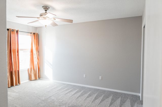3809 Pinon Jay Court NW, Albuquerque, NM 87120