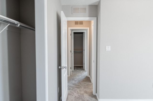 3809 Pinon Jay Court NW, Albuquerque, NM 87120