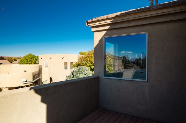 3809 Pinon Jay Court NW, Albuquerque, NM 87120