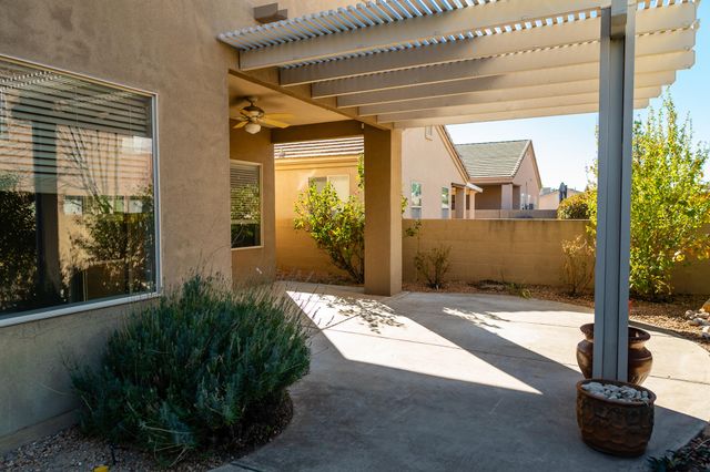 3809 Pinon Jay Court NW, Albuquerque, NM 87120