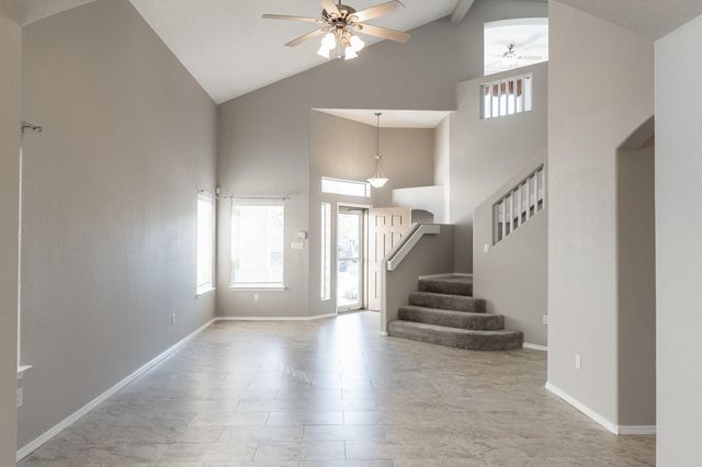3809 Pinon Jay Court NW, Albuquerque, NM 87120