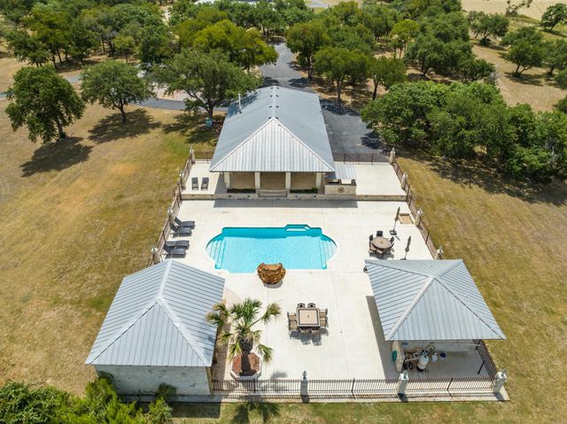 8300 Money Pit RD, Killeen, TX 76542