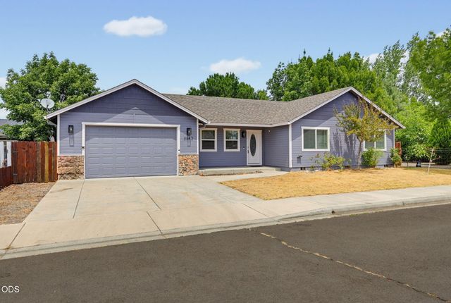 3643 Amelia Way, White City, OR 97503