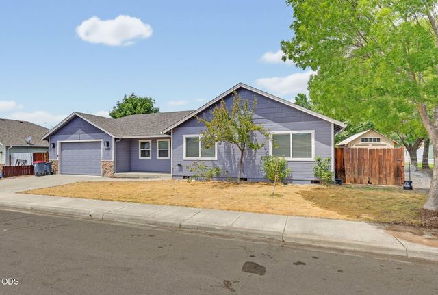 3643 Amelia Way, White City, OR 97503