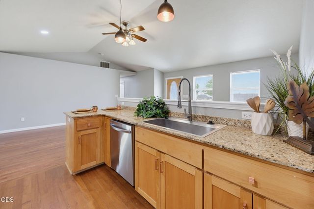 3643 Amelia Way, White City, OR 97503