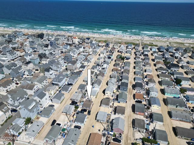 34 E Tarpon Way, Lavallette, NJ 08735