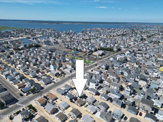 34 E Tarpon Way, Lavallette, NJ 08735