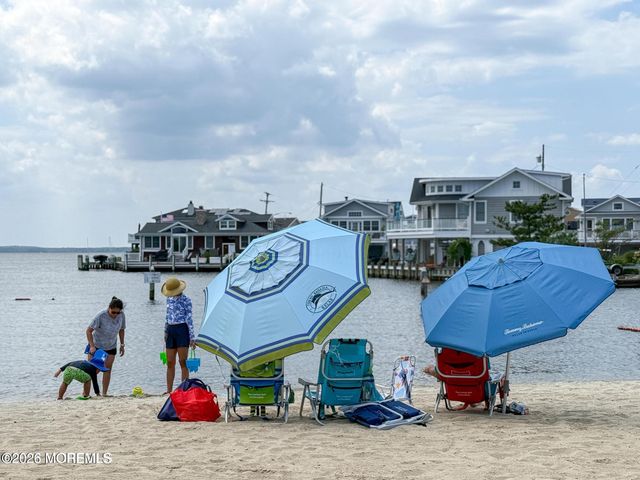 34 E Tarpon Way, Lavallette, NJ 08735