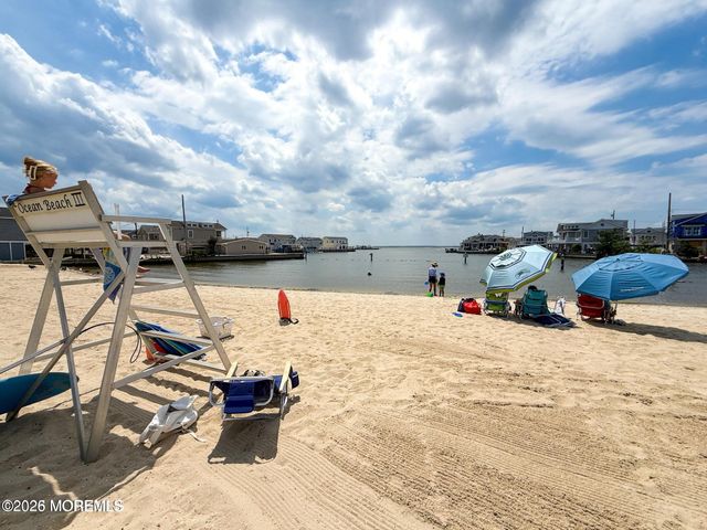 34 E Tarpon Way, Lavallette, NJ 08735
