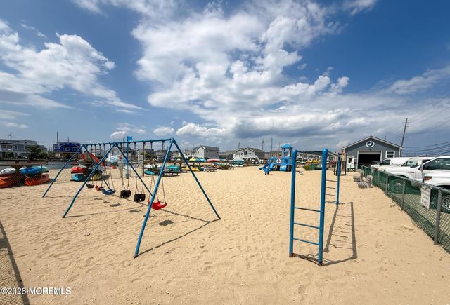 34 E Tarpon Way, Lavallette, NJ 08735