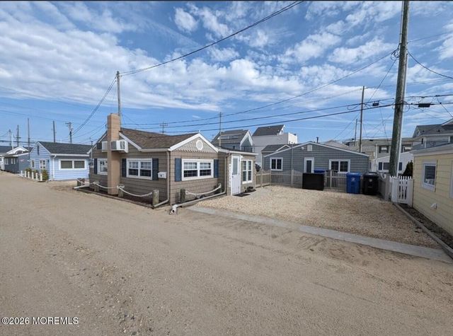 34 E Tarpon Way, Lavallette, NJ 08735