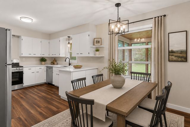 1985 Prosperity Road, Maplewood, MN 55109