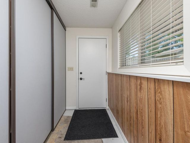7926 Chesshire Lane N, Maple Grove, MN 55311