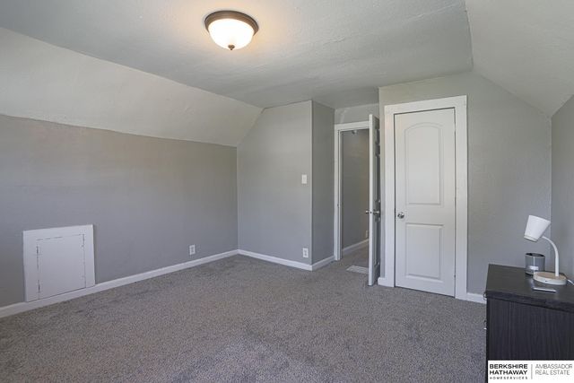 4323 Grant Street, Omaha, NE 68111