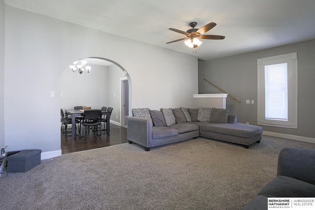 4323 Grant Street, Omaha, NE 68111