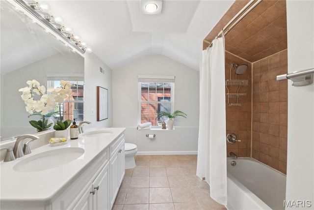 7918 Cornell Avenue, University City, MO 63130