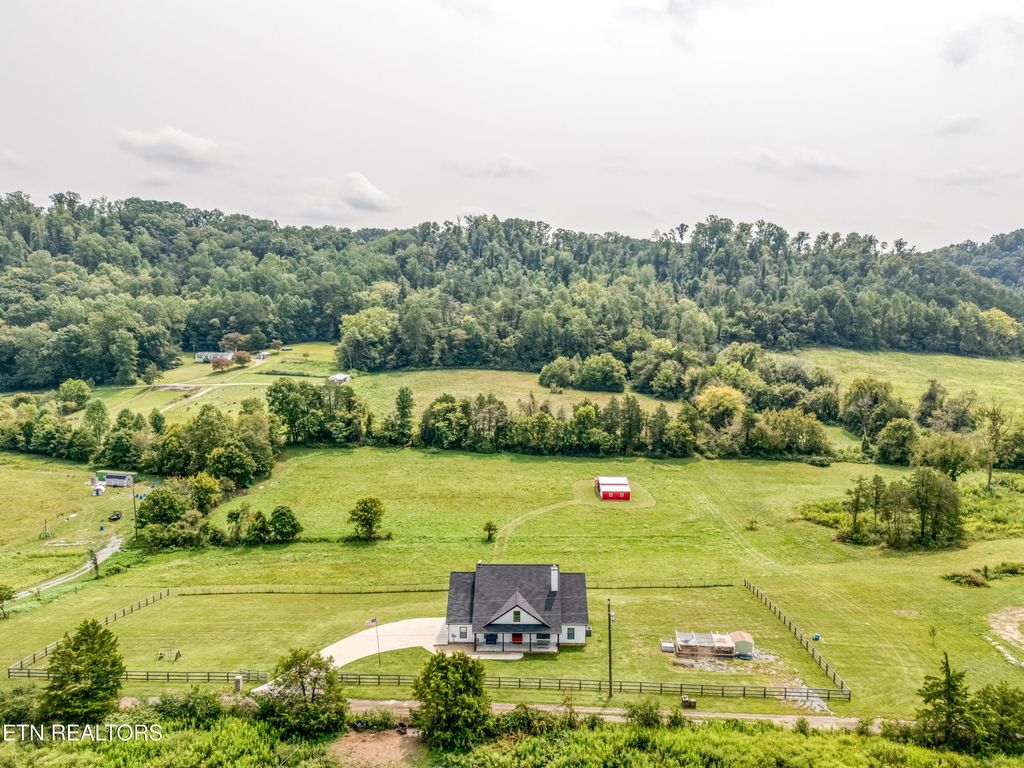 112 Old Hickory Valley Rd, Maynardville, TN 37807