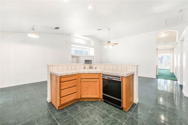 7628 Poppy Meadow Street, Las Vegas, NV 89123