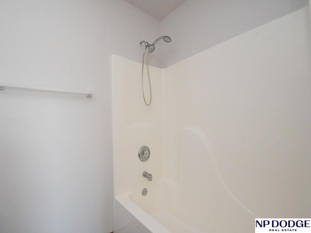 7514 N 82nd Circle, Omaha, NE 68122