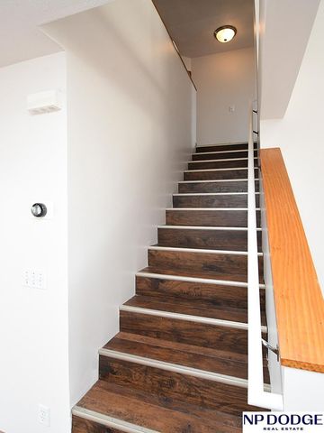 7514 N 82nd Circle, Omaha, NE 68122