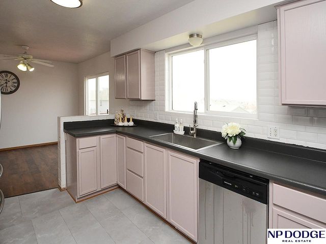 7514 N 82nd Circle, Omaha, NE 68122