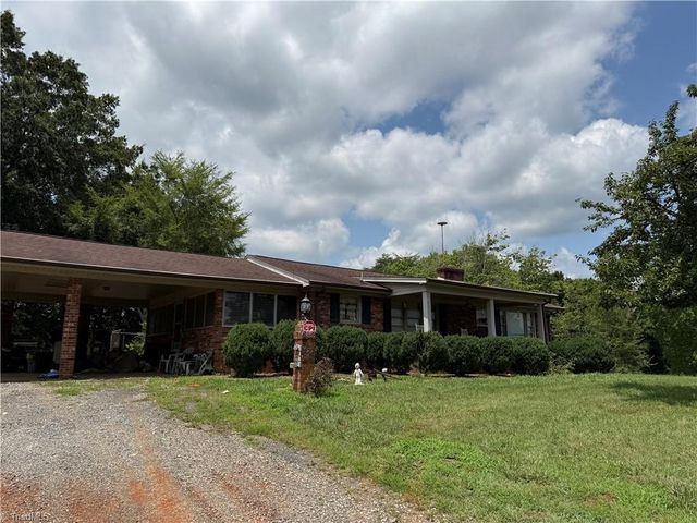 2329 Reynolds Road, Madison, NC 27025