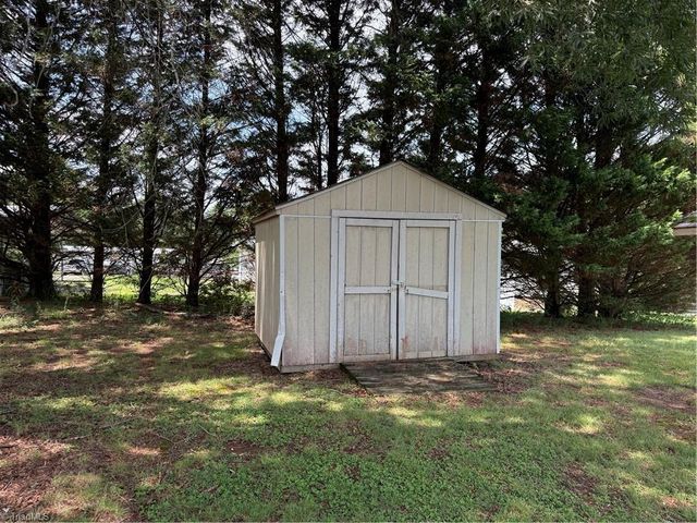 2329 Reynolds Road, Madison, NC 27025