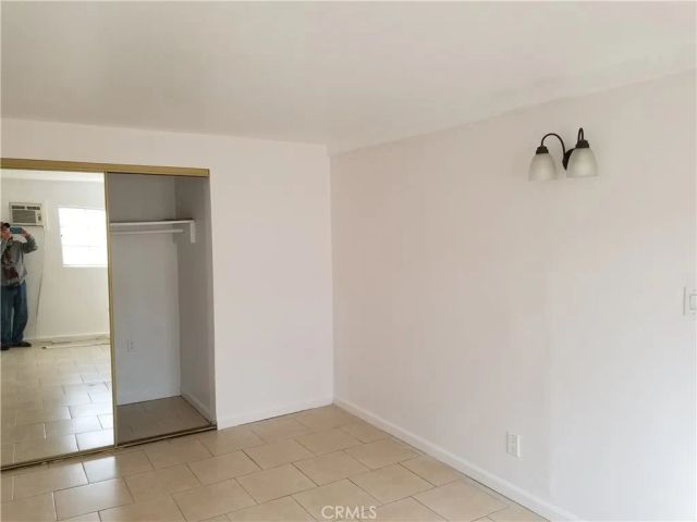 17537 Tuba, Northridge, CA 91325