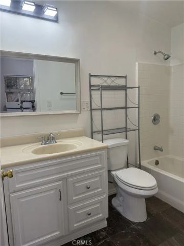 17537 Tuba, Northridge, CA 91325
