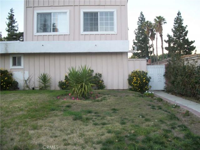 17537 Tuba, Northridge, CA 91325