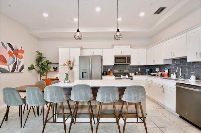 3180 PARADOX CIRCLE 402, Kissimmee, FL 34746