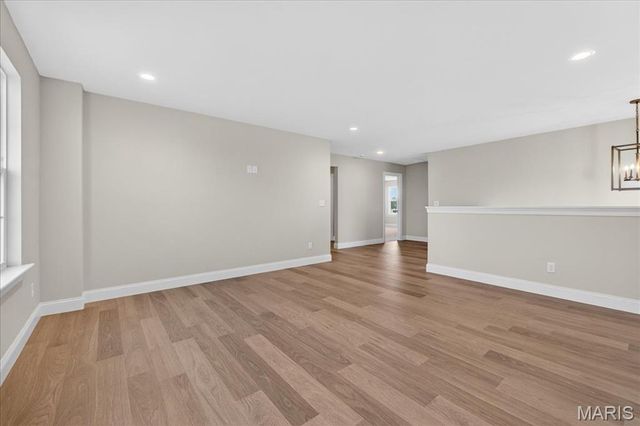 125 Sterling Drive, Lake St Louis, MO 63367