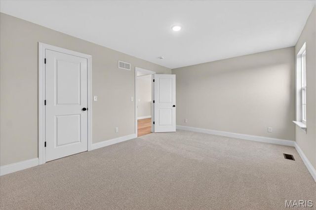 125 Sterling Drive, Lake St Louis, MO 63367