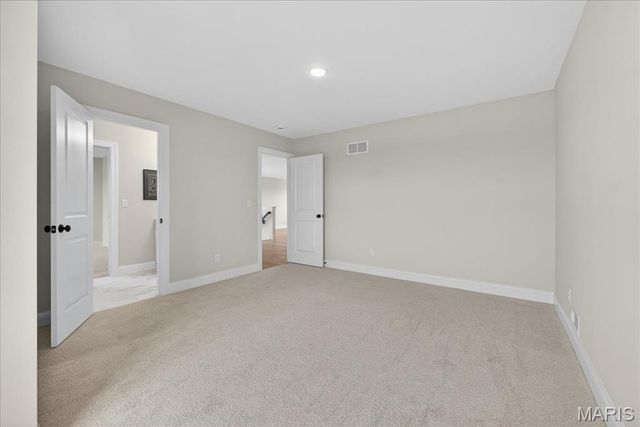125 Sterling Drive, Lake St Louis, MO 63367