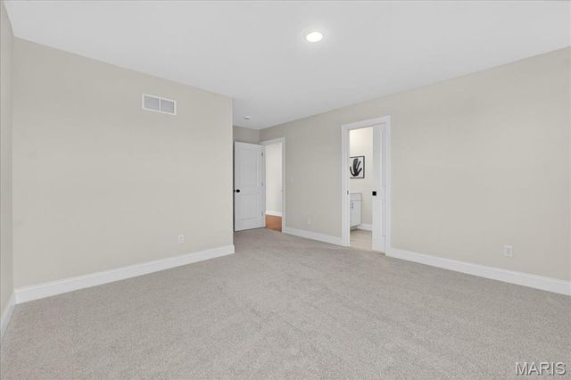125 Sterling Drive, Lake St Louis, MO 63367