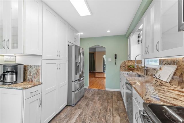 1033 Osmond Avenue, Antioch, IL 60002