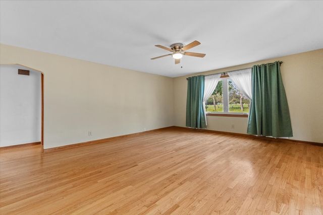 1033 Osmond Avenue, Antioch, IL 60002