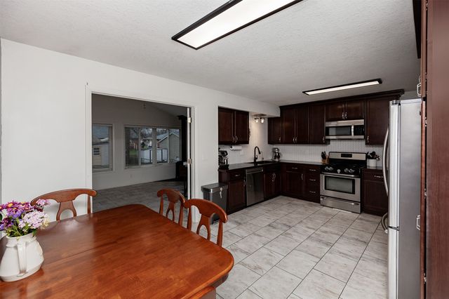 6205 Welker Avenue, Des Moines, IA 50312