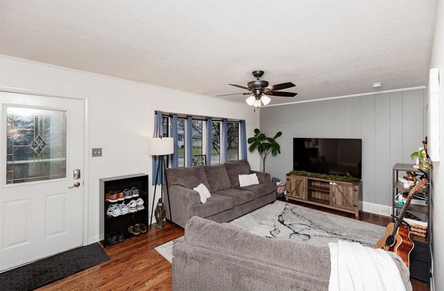 6205 Welker Avenue, Des Moines, IA 50312