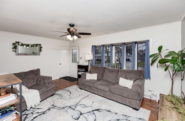 6205 Welker Avenue, Des Moines, IA 50312