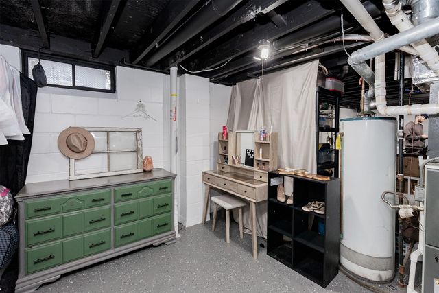 6205 Welker Avenue, Des Moines, IA 50312