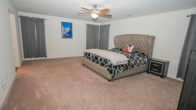 6675 Berkeley Ave E, Fresno, CA 93727